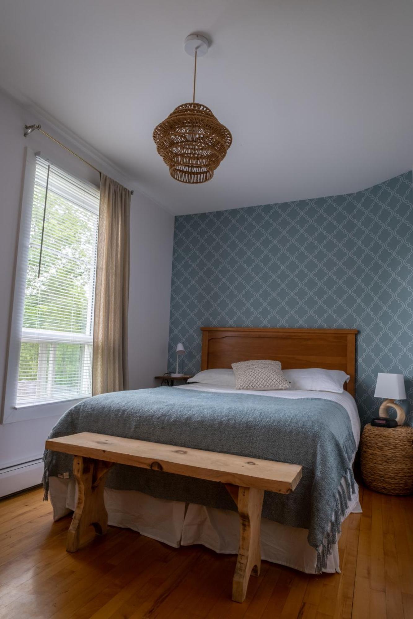 Bed and Breakfast Au Coq Du Bonheur Magog Esterno foto